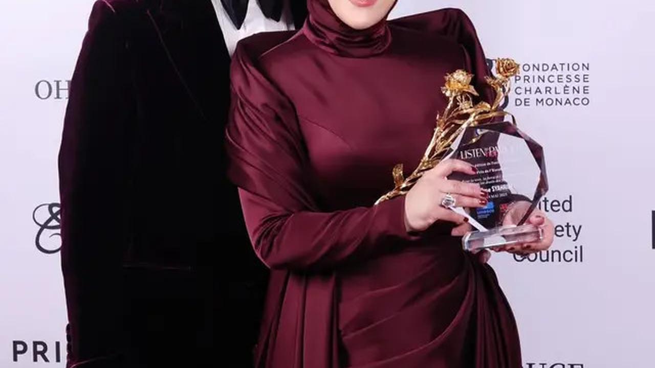 8 Potret Reino Barack Temani Syahrini di Festival Film Cannes 2025, Tampil Menawan
