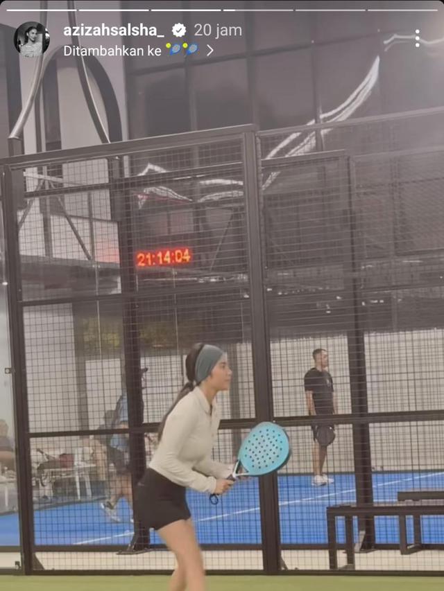 Ramai Diduga Hamil Anak Pertama, Azizah Salsha Istri Pratama Arhan Enerjik Main Tenis (instagram/arhanazizah.official)