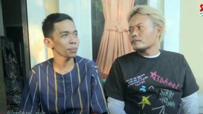 Sule berikan uang kepada Dede Sunandar