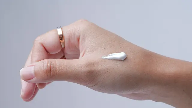 Ini Lho Cream Pencerah Wajah yang Aman Buat Kamu, Mau Coba? body 2