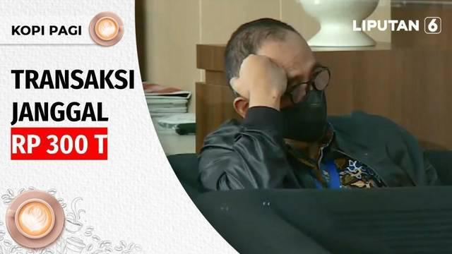 Kementerian Keuangan tidak habis-habis mendapat sorotan pascakasus kekerasan yang dilakukan Mario Dandy terhadap David Ozora. Kasus itu tidak hanya mengungkap gaya hidup mewah para pejabatnya, tapi belakangan juga menguak dugaan tindak pencucian uang...