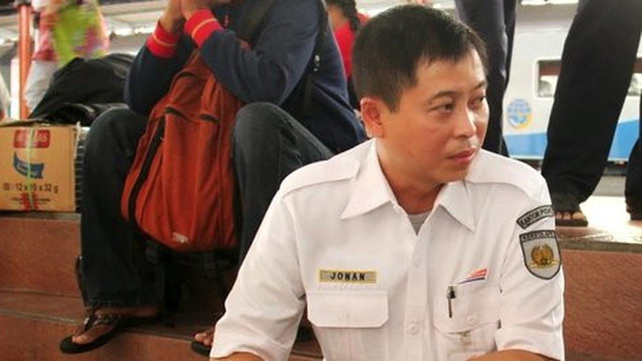 Hindari abu erupsi Raung, Jonan minta maskapai ambil rute kiri