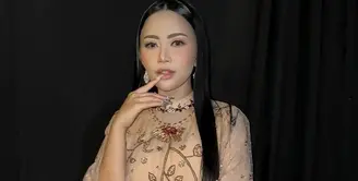 Seperti inilah potret Rachel Vennya yang jadi hujatan netizen. [Foto: instagram.com/rachelvennya]