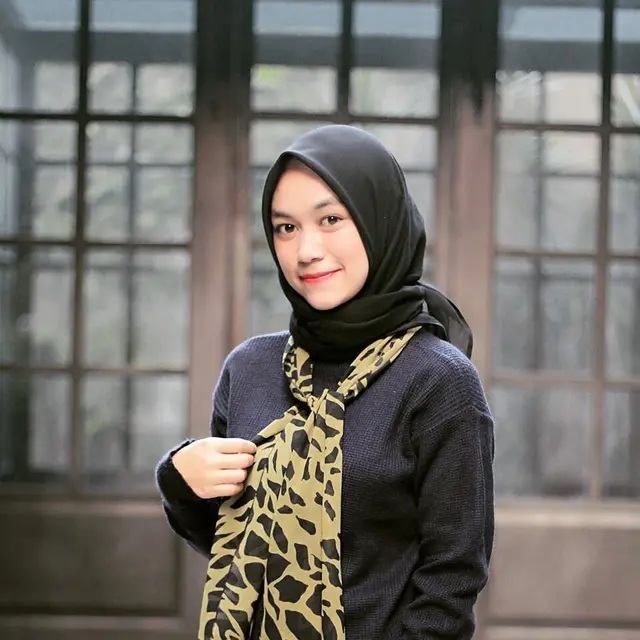 6 Potret Ulfa Rahmawati, Wanita yang Disebut Mirip Anisa Rahma