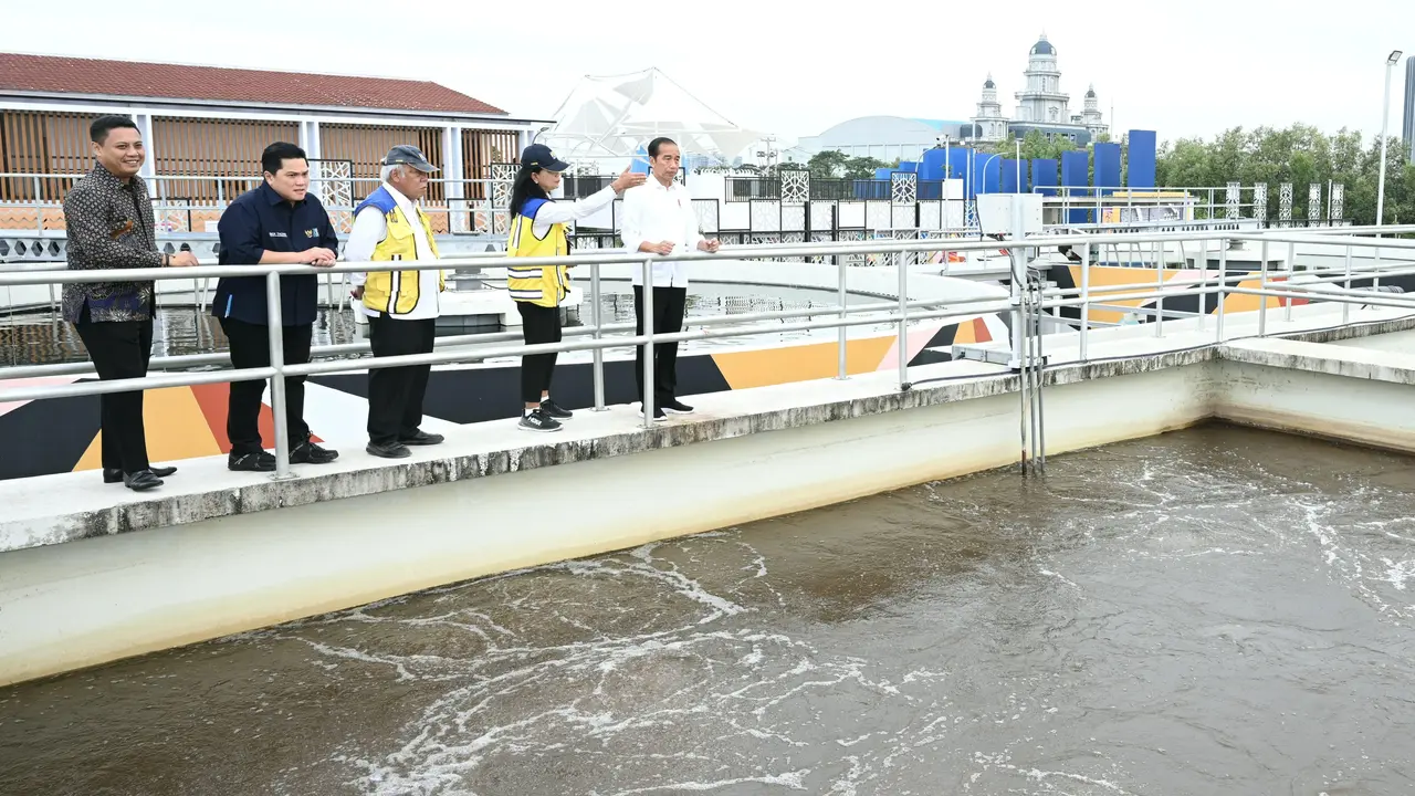 Jokowi Resmikan SPAL-DT Losari di Makassar