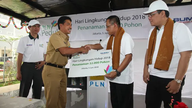 Penanaman 32 ribu pohon oleh PLN