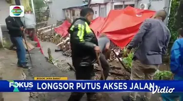 Simak informasi dalam Fokus Pagi edisi (08/03) dengan pilihan topik di antaranya, Bencana Banjir Bandang, Longsor Putus Akses Jalan, Balok Crane Jembatan Layang Ambruk, Dua Tewas, Dua Remaja Diamuk Massa, Kebakaran Pabrik Alat Kesehatan.