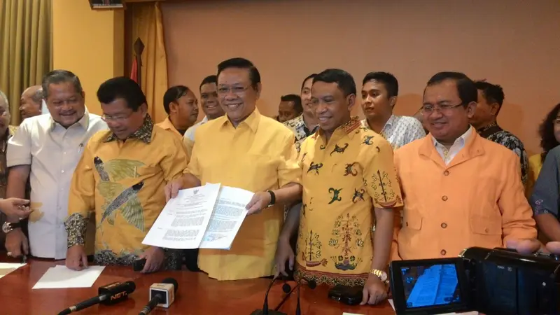 Agung Laksono: Ada SK Menkumham, Perselisihan Golkar Berakhir