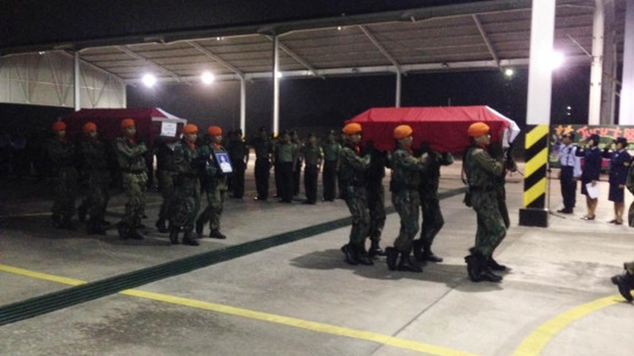 3 Jenazah prajurit Paskhas korban Hercules tiba di Pekanbaru