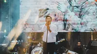 Lagu Langgeng Dayaning Rasa dari Denny Caknan bertengger di peringkat runner-up daftar trending musik YouTube, membayangi “Sheesh” dari Babymonster. (Foto: Dok. Instagram @denny_caknan)