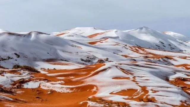 Gurun Sahara bersalju