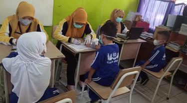 Vaksinasi Covid-19 siswa SD di Kota Tangerang