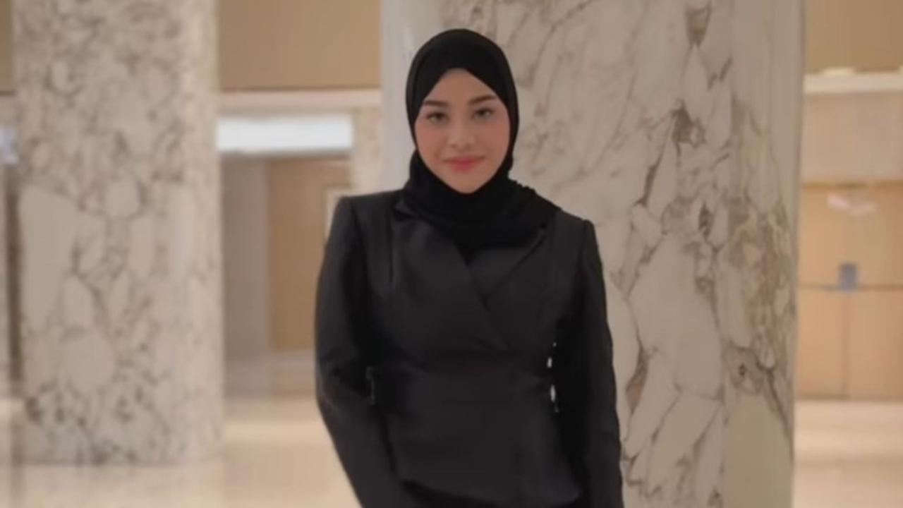 Dipuji Makin Body Goals, Intip Penampilan Menawan Aurel Hermansyah Berbalut Dress Hitam Simpel