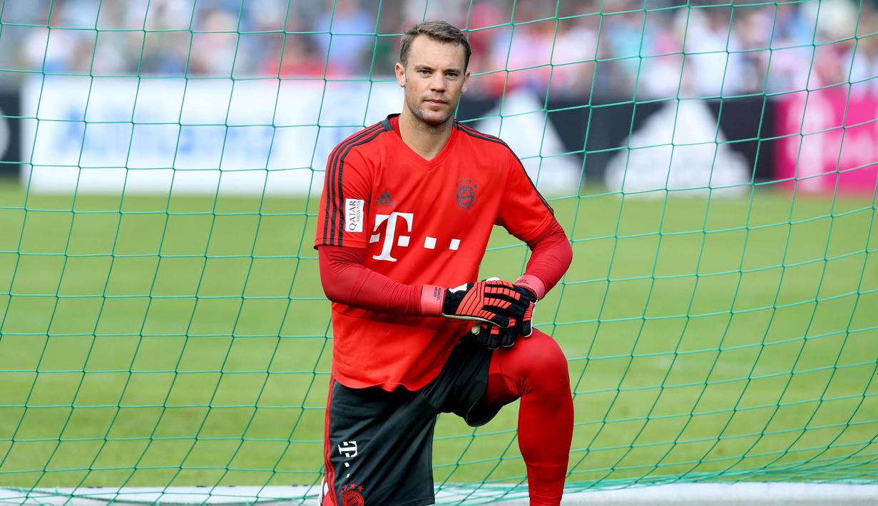 9. Manuel Neuer - Dibeli Bayern Munchen dari Schalke dengan harga 19 juta poundsterling. (AFP/Christof Stache)