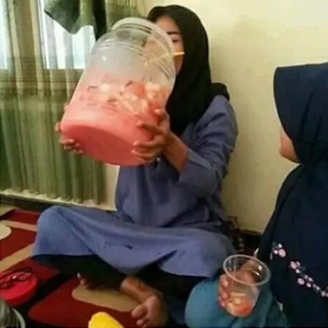 6 Cara Penyajian Es Buah Nyeleneh Untuk Buka Puasa Ini Bikin Hilang Selera