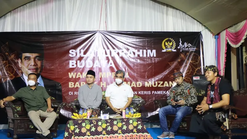 Sekjen Partai Gerindra, Ahmad Muzani, menyampaikan Pesan Ketua Umum Prabowo Subianto soal pentingnya silaturahmi partai politik kepada seluruh elemen bangsa (Istimewa)