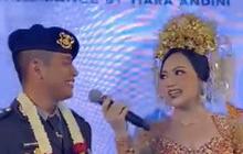 Cowoknya Ganteng Ceweknya Cantik, Momen Pernikahan Polisi Sama-sama Perwira Begitu Romantis