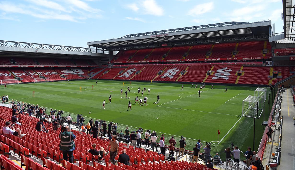 Namun konflik antara presiden Everton saat itu, John Houlding dengan komite Everton membuat Everton hingga saat ini mendiami Goodison Park. (AFP/Paul Ellis)