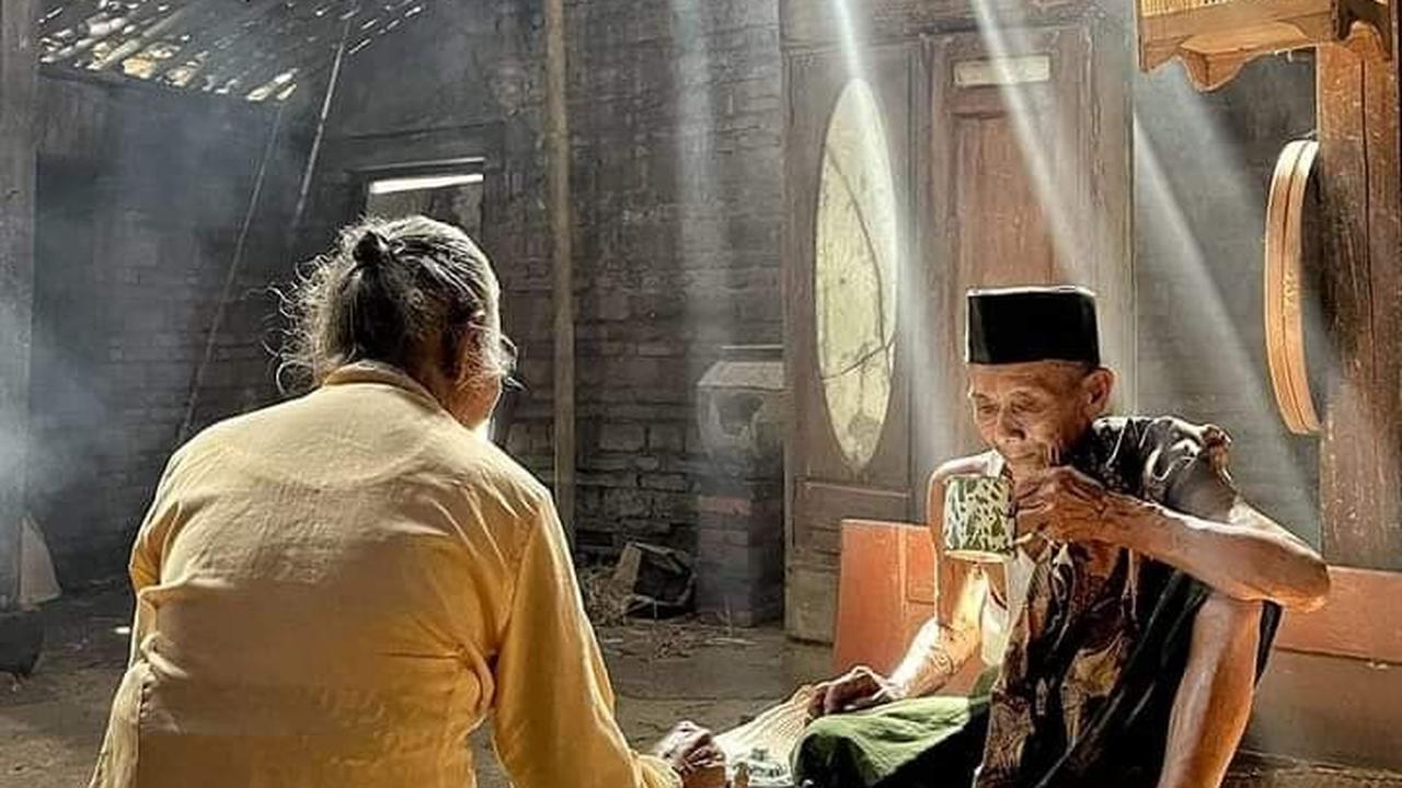 Filosofi Jenang dalam Tradisi Jawa: Makna Tersembunyi di Balik Setiap Suapan