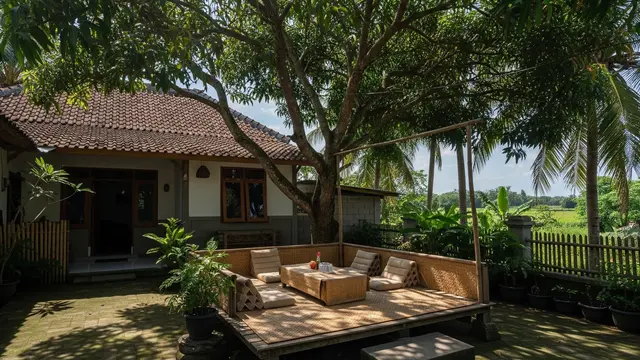 9 Desain Rumah Desa dengan Area Santai Bawah Pohon Mangga, Hunian Sejuk dan Asri