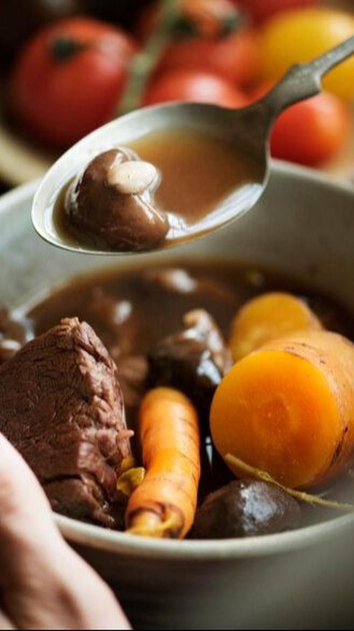 Selamat mencoba dan selamat menikmati daging kurban yang sehat!