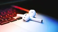 How to Connect AirPods to MacBook and Many Other Devices