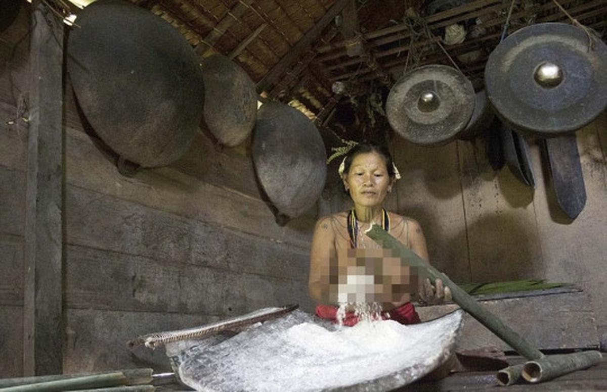 Menengok kehidupan tradisional suku Mentawai