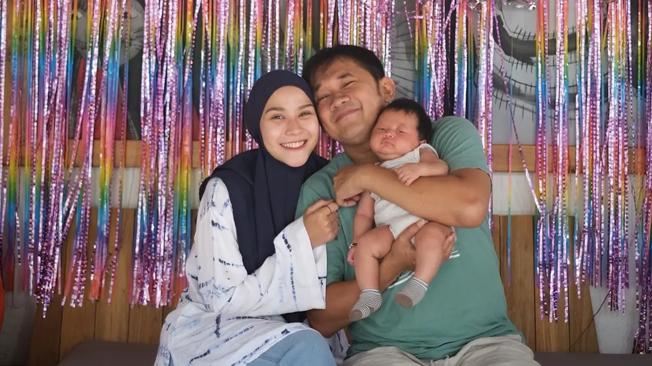 [Fimela] Zaskia Adya Mecca
