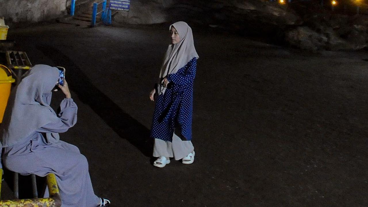 Keindahan gua ini berada pada stalaktit dan stalagmit yang menyelimuti langit-langitnya.<br>