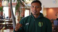 Bejo Sugiantoro resmi diperkenalkan sebagai caretaker Persebaya. (Bola.com/Aditya Wany)