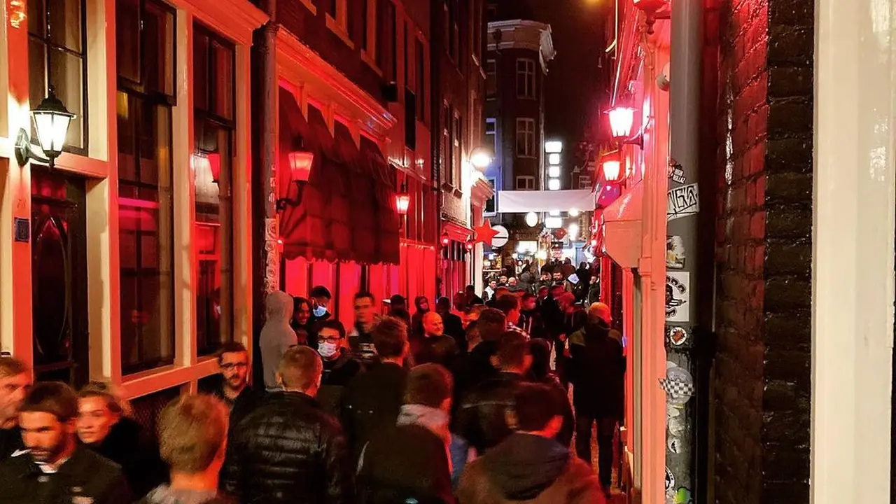 Red light district amsterdam