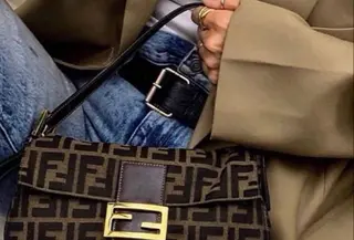 Saat dunia mode hadirkan kembali tas luxury yang kembali booming.