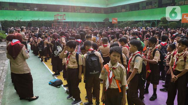 Masa Pengenalan Lingkungan Sekolah di SDN Kenari 07 dan 08 Pagi