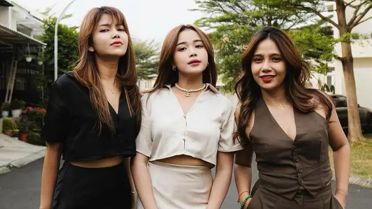 7 Pemotretan Brisia Jodie di Kompleks Perumahan, Tak Kalah Elegan