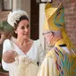 Kate Middeton berbincang dengan Archbishop of Canterbury, Justin Welby di acara pembaptisan Pangeran Louis. (Dominic Lipinski/AFP)