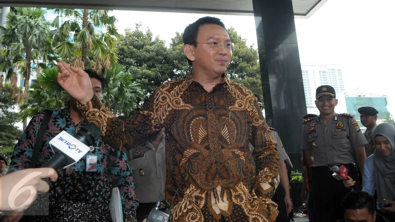 20160412-Ahok Dipanggil KPK-Jakarta