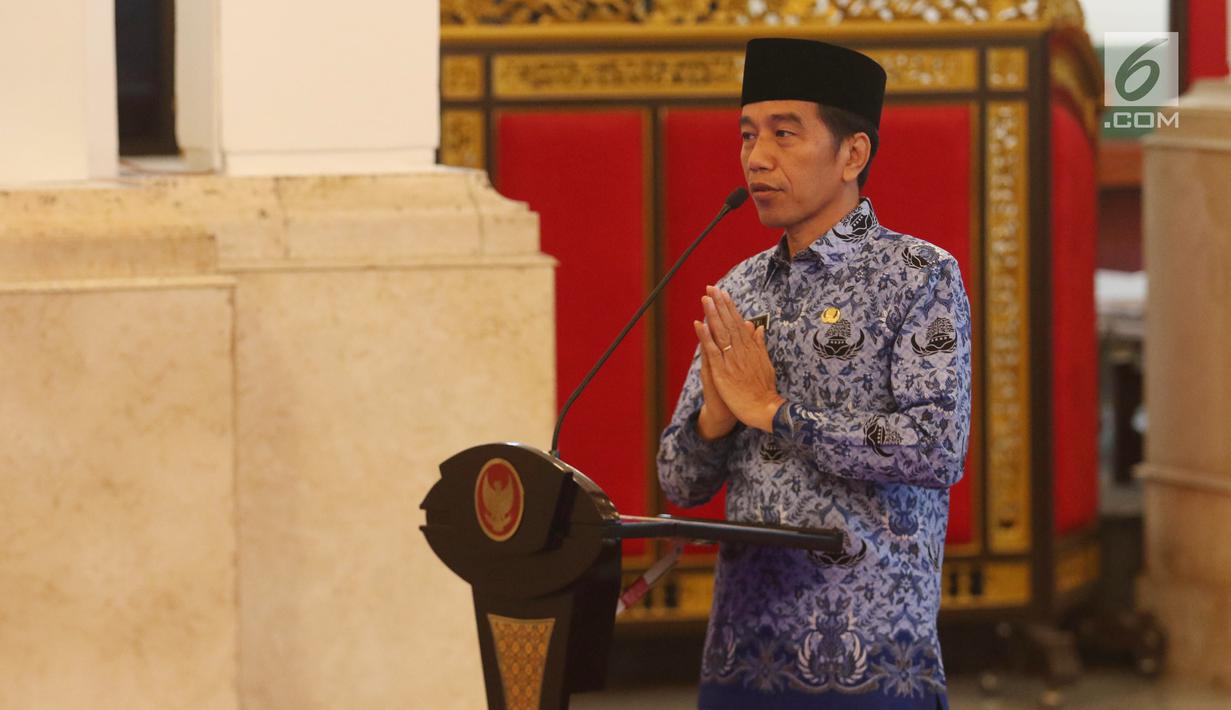 Presiden Jokowi membuka Rapat Kerja Nasional Korps Pegawai Republik Indonesia (KORPRI) di Istana Negara, Selasa (26/2). Jokowi meminta seluruh aparatur negara mampu merespons perkembangan teknologi yang berjalan sangat cepat. (Liputan6.com/Angga Yuniar)