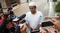 Abdul Rochim Ba'asyir, salah satu putra Abu Bakar Ba'asyir saat ditemui di Pesantren Al Mukmin Ngruki, Sabtu (19/1).(Lipuan6.com/Fajar Abrori)