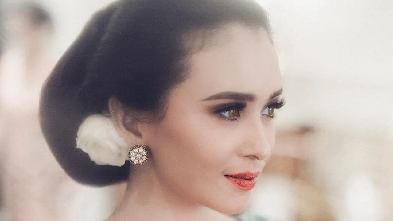 Ayushita (Foto: Instagram/ayushita)