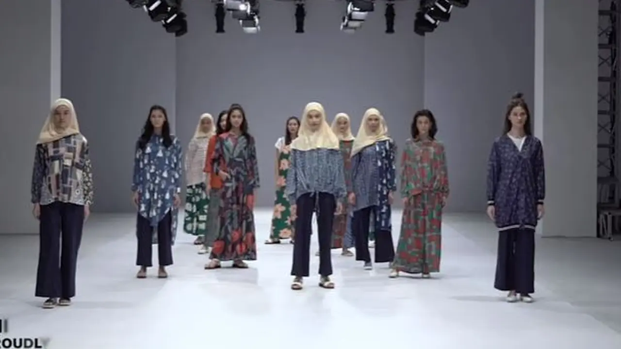 Prediksi Tren Fesyen 2021 Menurut Desainer-Desainer Lokal, Apa yang Bakal Naik?