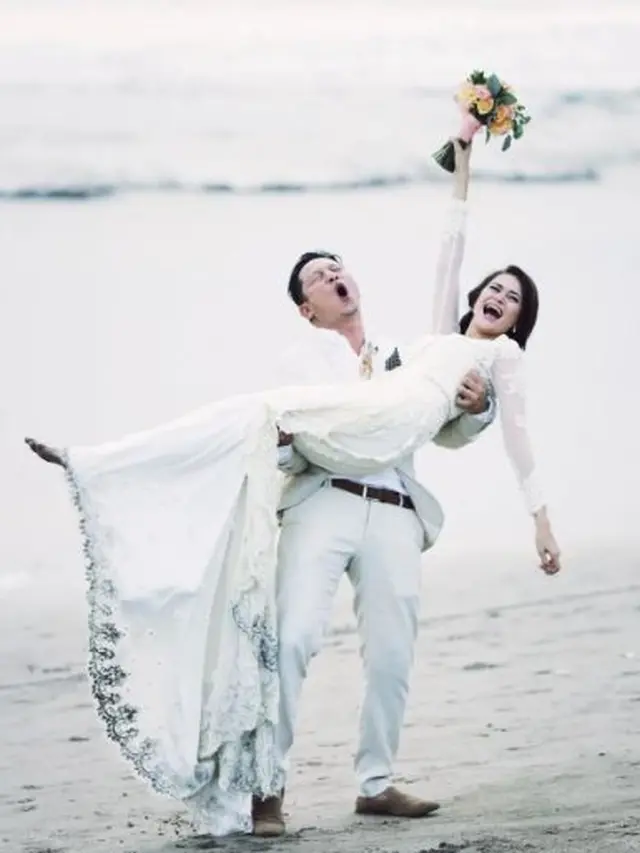 Ringgo Agus Rahman dan Sabai Morscheck