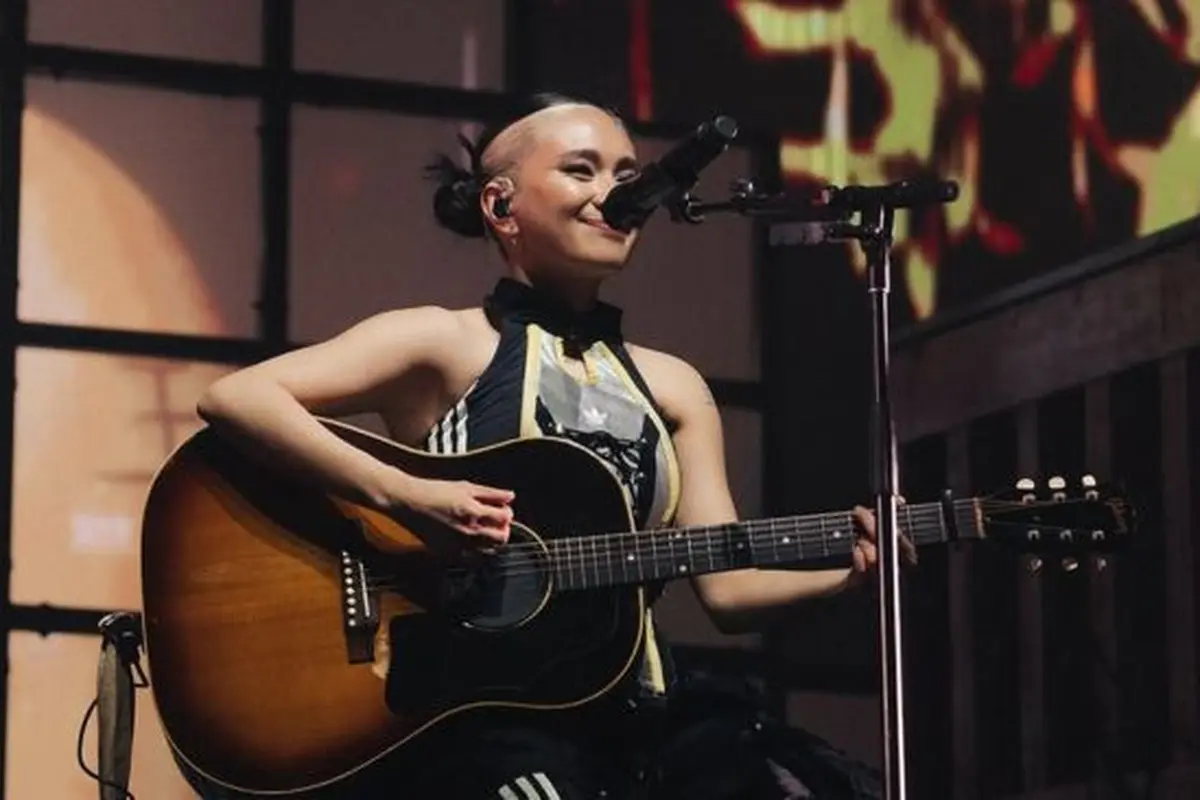 Potret NIKI Sukses Gelar Konser 'Buzz World Tour' di Jakarta (credit: instagram/nikizefanya)
