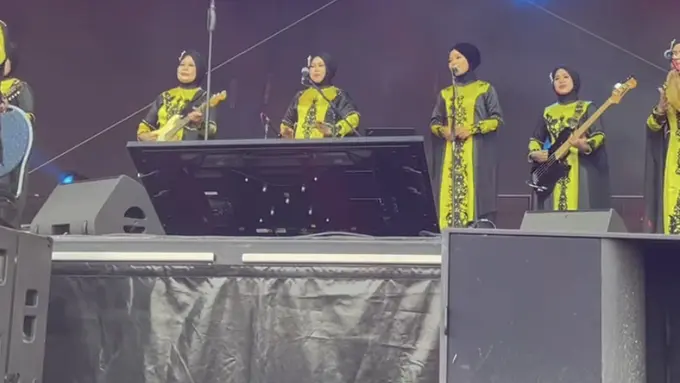 Tampilan Grup Nasida Ria Asal Semarang di Festival Jerman