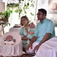 Memiliki anak kembar, Surya Saputra mulai mengenalkan anak nama-nama binatang.