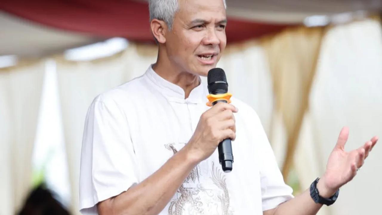 "Apa ada bentuk pertanggungjawabannya kepada rakyat secara hukum," tanya Ganjar.