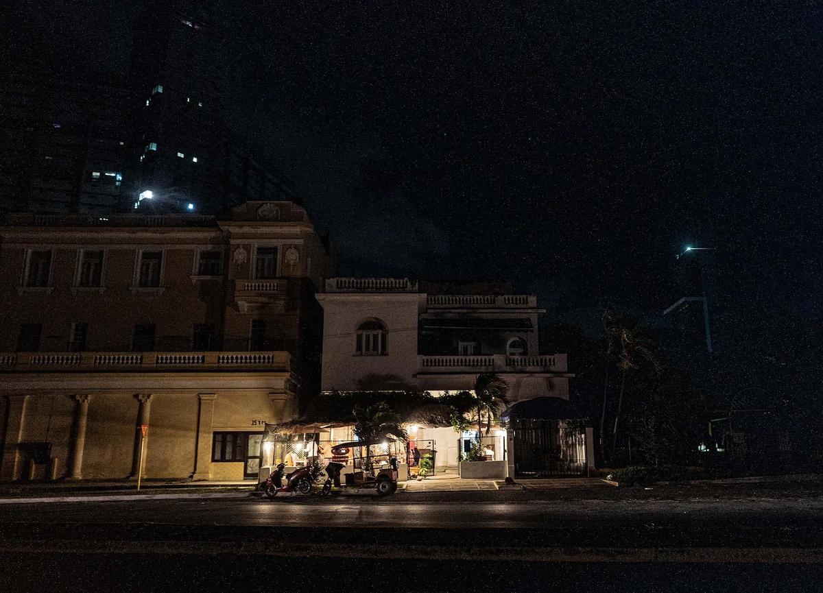 FOTO: Kuba Kembali Gelap Tanpa Listrik