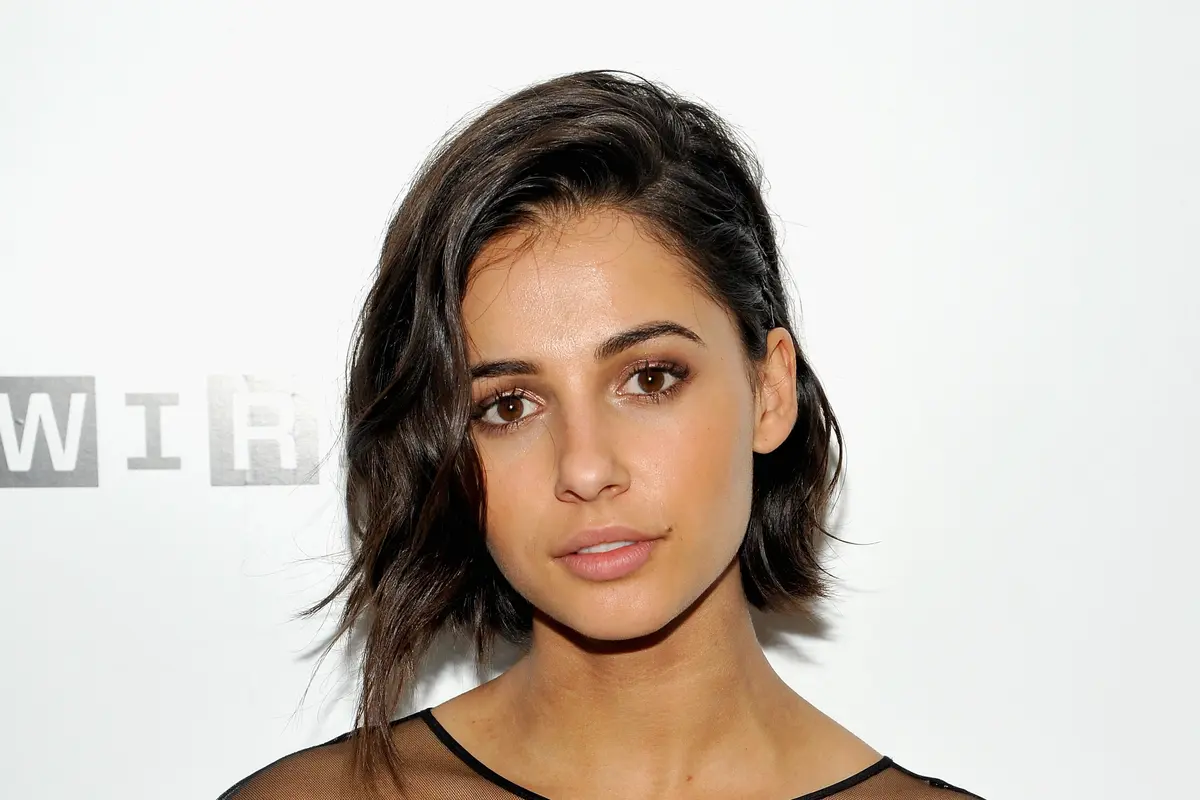 [Bintang] Naomi Scott