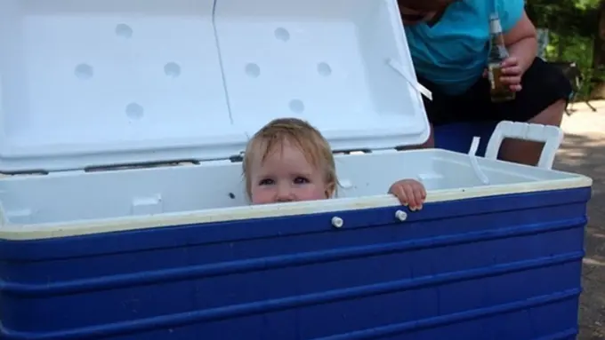 12 Inspirasi Kolam untuk Berendam di Siang Hari yang Panas