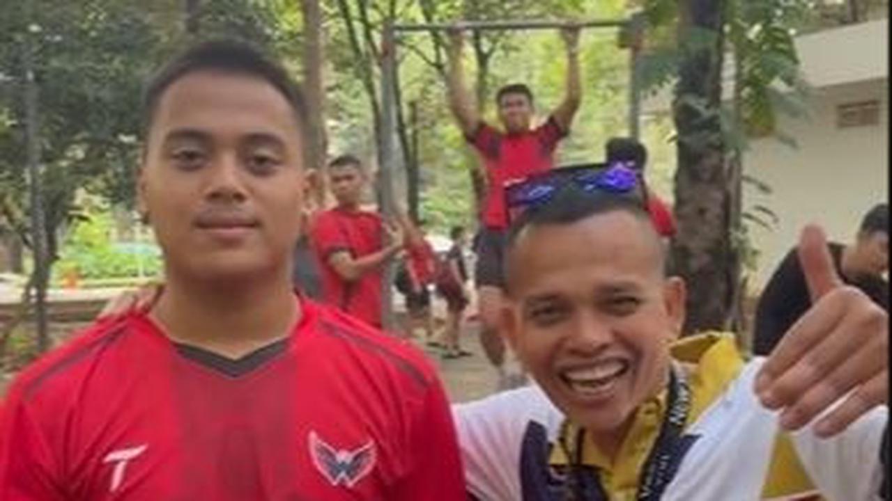 Keputusan Ganteng untuk menjadi abdi negara disebut mengikuti jejak salah satu pamannya yang juga baru lulus dari Akmil.
