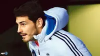 Trofi Liga Champions 2000 Piala Favorit Casillas